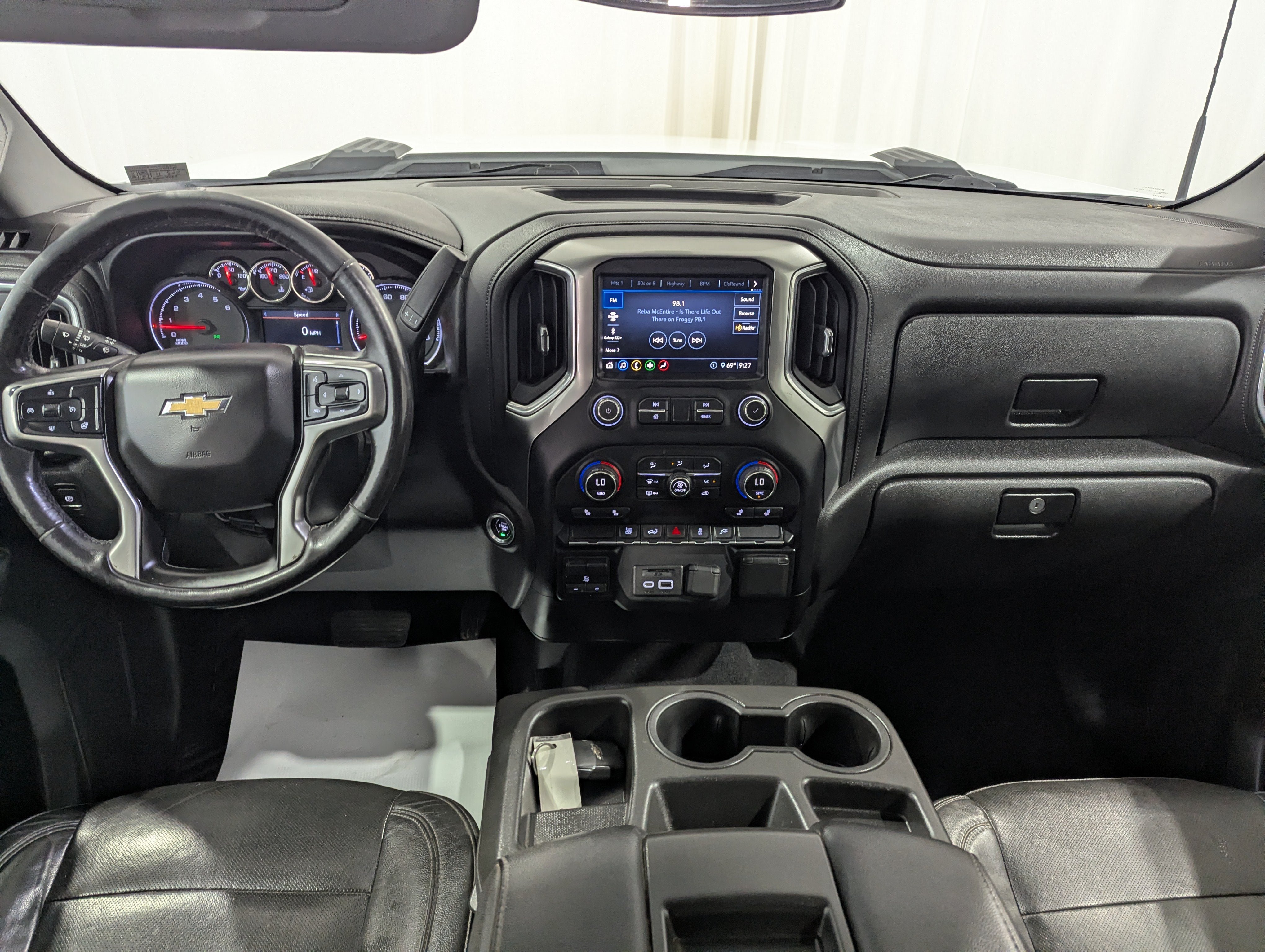 Used 2020 Chevrolet Silverado 2500 LTZ w/ Snow Plow Prep/Camper Package AWD/4WD image 15