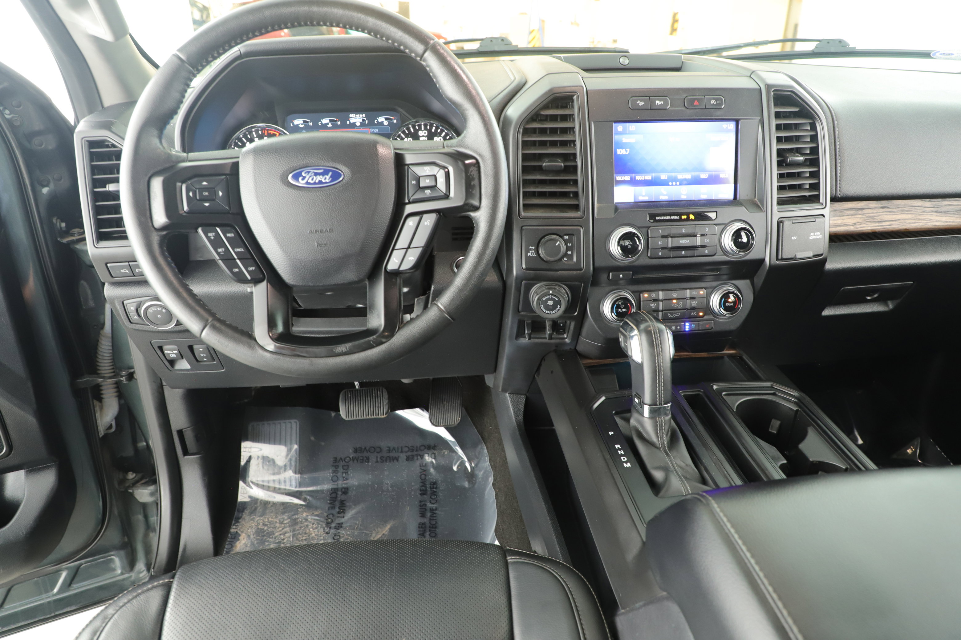 Used 2018 Ford F150 Lariat w/ Equipment Group 501A Mid image 22