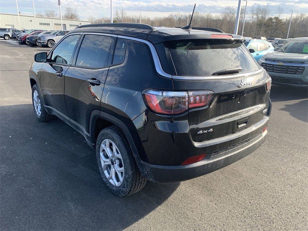 New 2026 Jeep Compass Latitude image 6