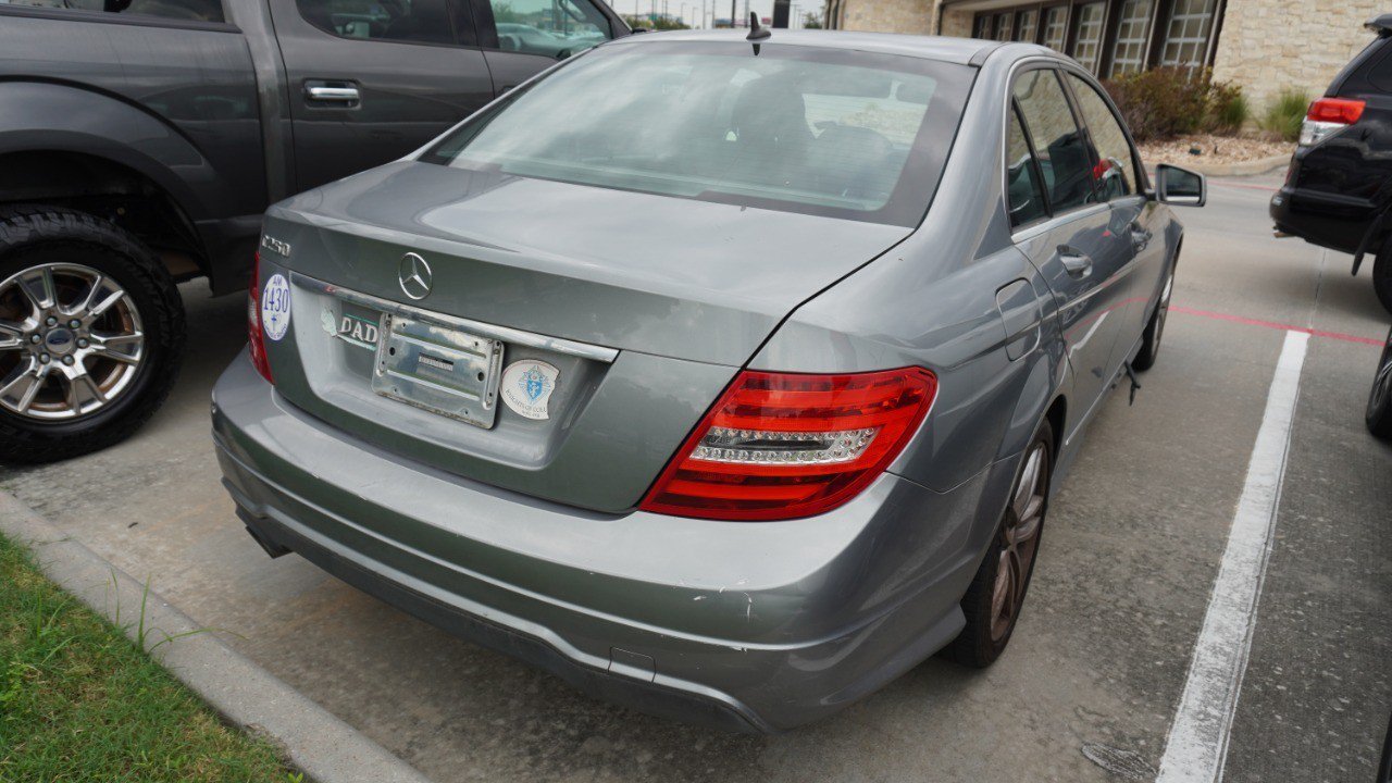 Used 2013 Mercedes-Benz C 250 Sedan image 5