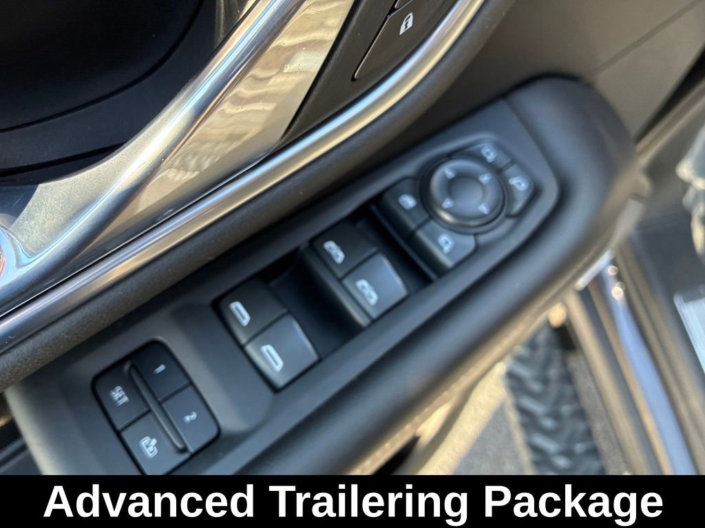 Used 2021 Chevrolet Tahoe Z71 w/ Z71 Signature Package image 13