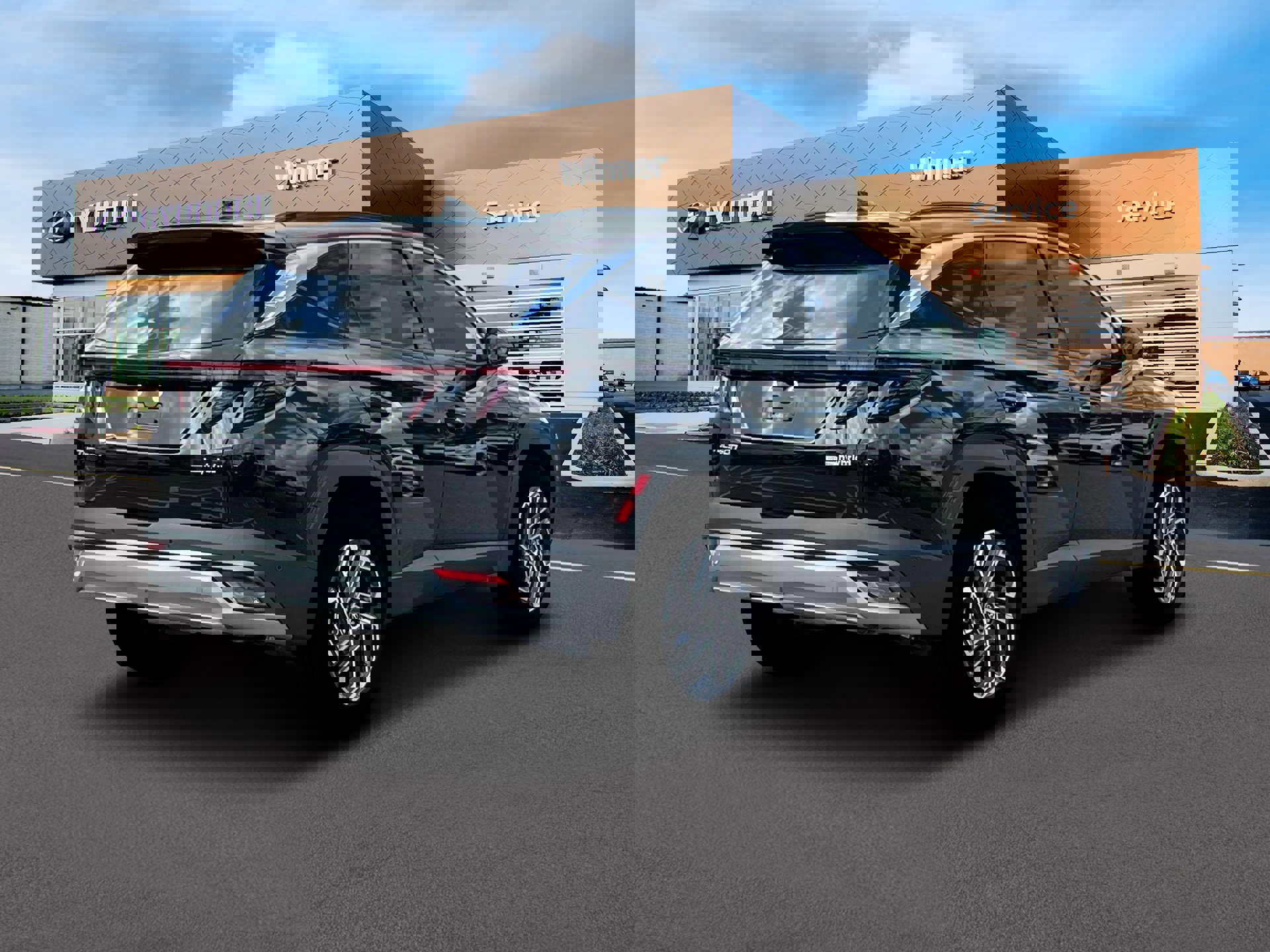 New 2025 Hyundai Tucson Limited image 7