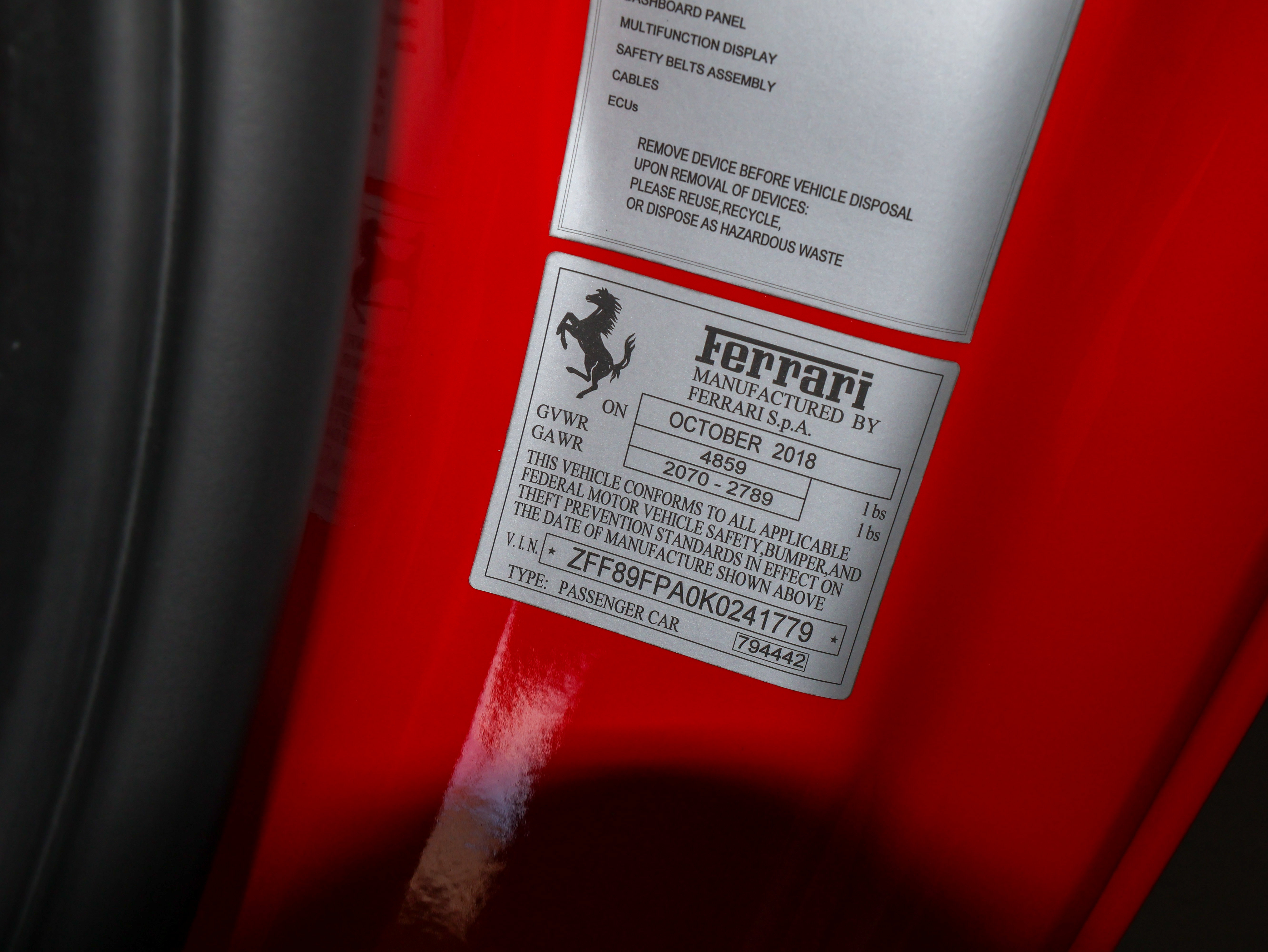 Used 2019 Ferrari Portofino RWD image 64