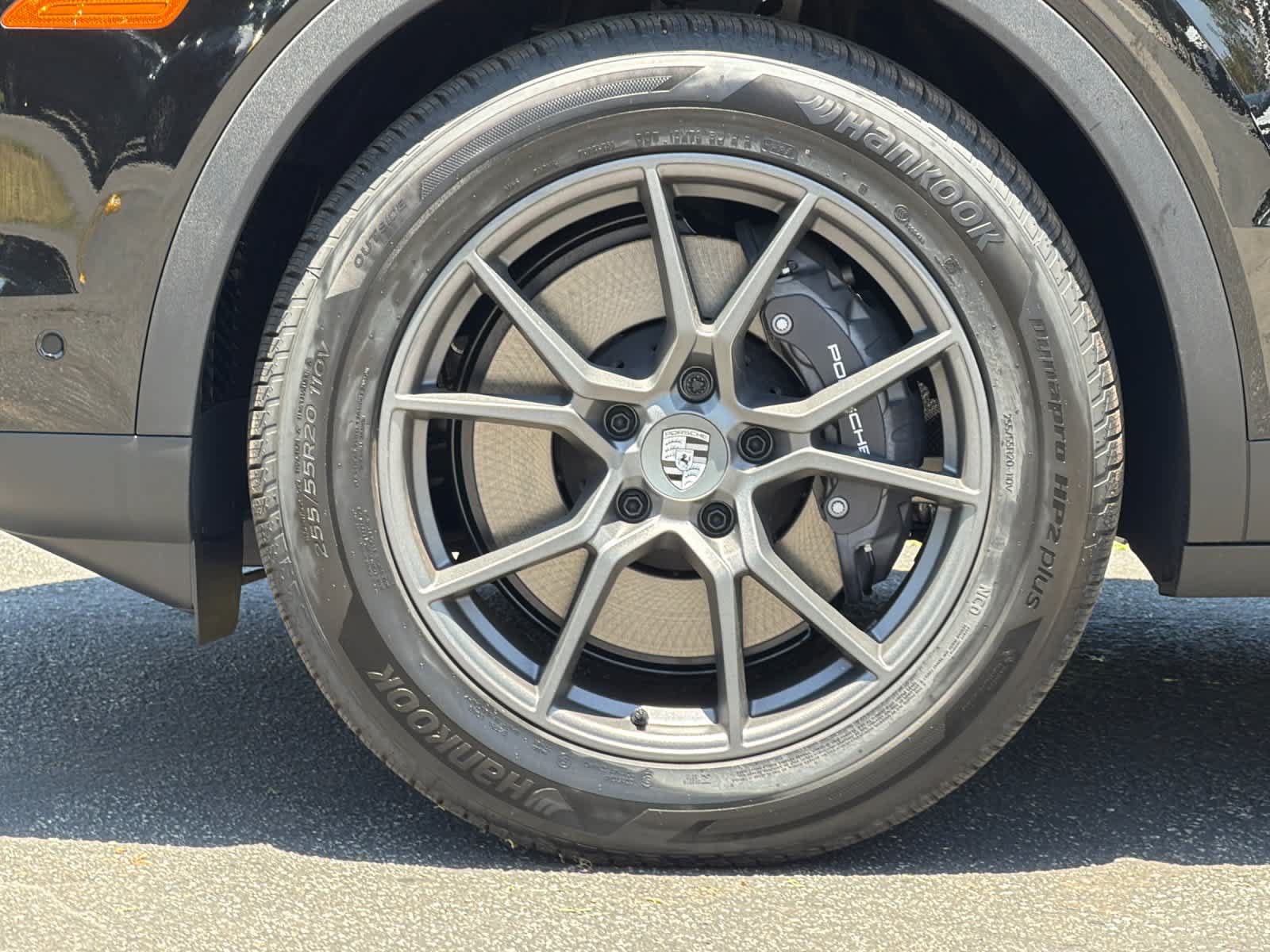 New 2026 Porsche Cayenne AWD/4WD image 32