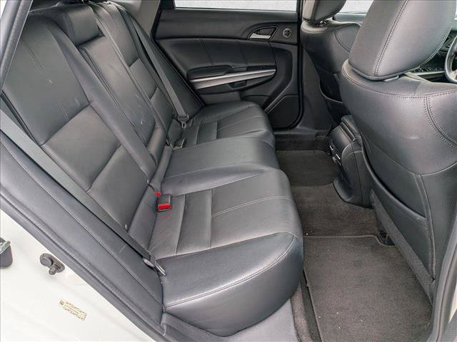 Used 2015 Honda Crosstour EX-L image 16