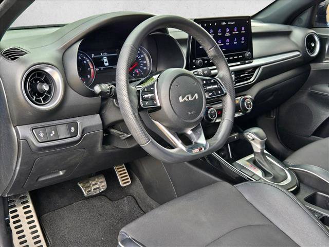 Used 2023 Kia Forte GT-Line w/ GT-Line Premium Package FWD image 9