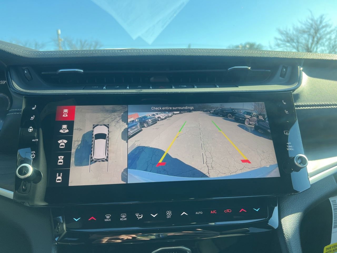 New 2026 Jeep Grand Cherokee Limited AWD/4WD image 25