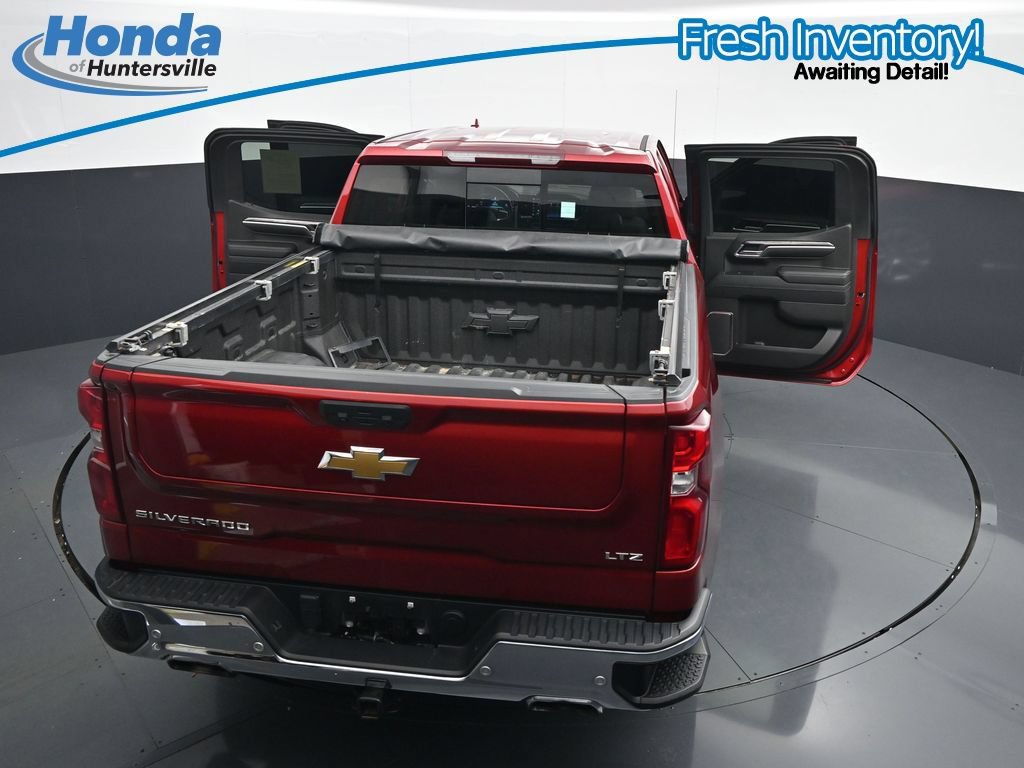 Used 2023 Chevrolet Silverado 1500 LTZ AWD/4WD image 37