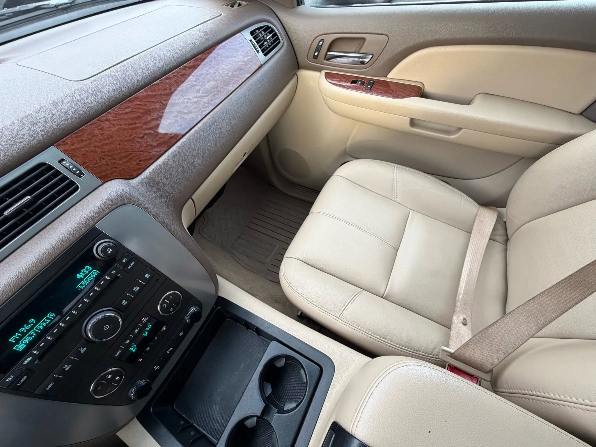 Used 2008 GMC Sierra 2500 SLT w/ Convenience Package image 13