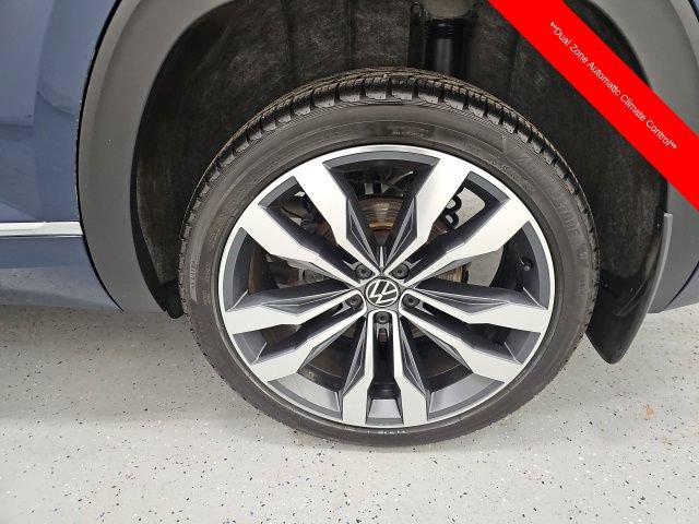Used 2023 Volkswagen Atlas SEL Premium AWD/4WD image 10