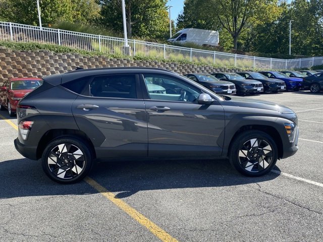 Used 2025 Hyundai Kona SEL image 9