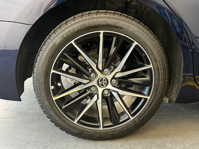 Used 2022 Toyota Camry SE FWD image 11