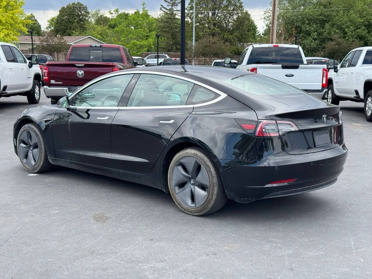 Used 2019 Tesla Model 3 Mid Range RWD image 5
