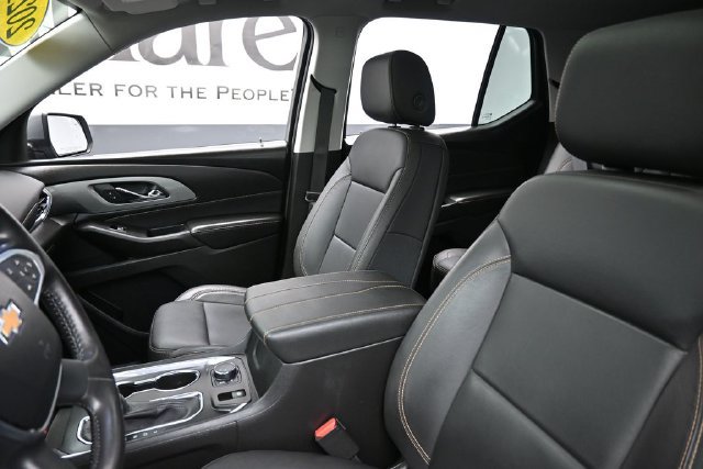Used 2021 Chevrolet Traverse LT w/ LT Premium Package FWD image 17