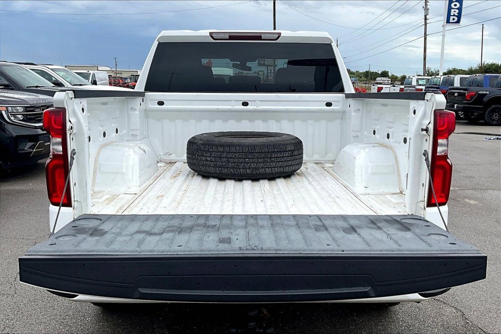 Used 2020 Chevrolet Silverado 1500 Custom w/ Custom Value Package AWD/4WD image 30