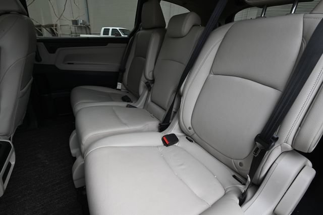 Used 2025 Honda Odyssey EX-L image 12