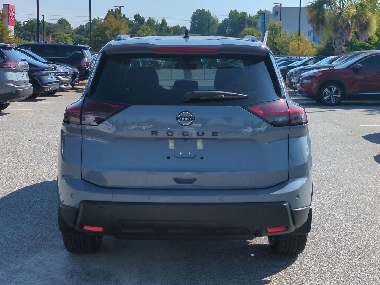 New 2026 Nissan Rogue Dark Armor FWD image 5