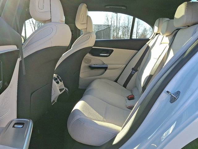 Used 2023 Mercedes-Benz C 300 4MATIC Sedan image 13