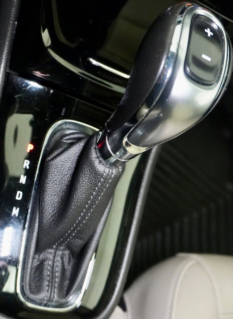 Used 2018 Buick Encore Premium image 26