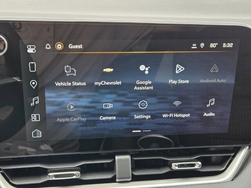 New 2026 Chevrolet Equinox LT image 18