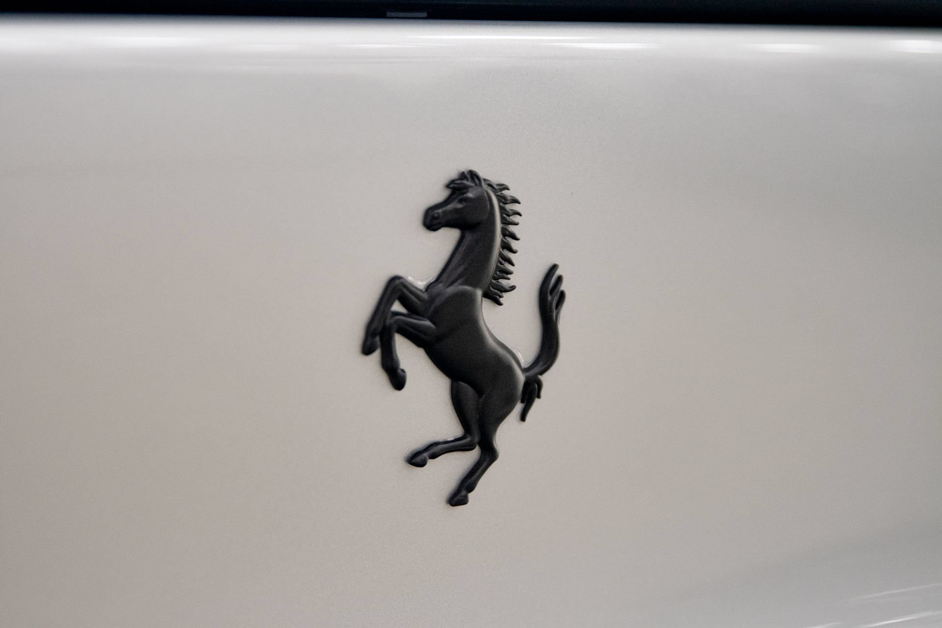 Used 2025 Ferrari Purosangue AWD/4WD image 47
