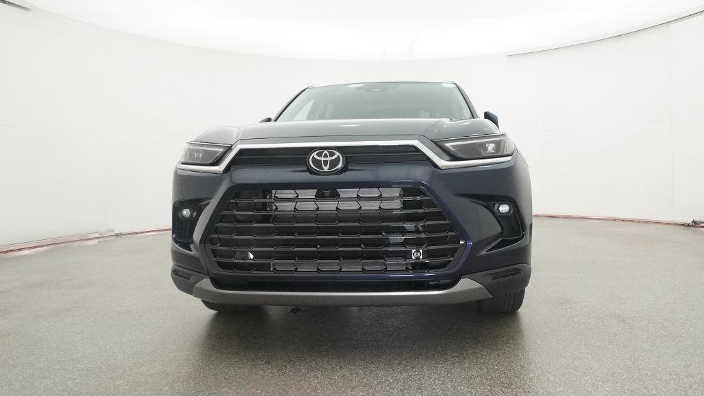 New 2026 Toyota Grand Highlander Platinum image 3