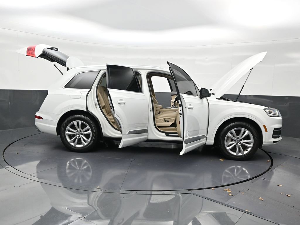 Used 2019 Audi Q7 2.0T Premium w/ Convenience Package image 34