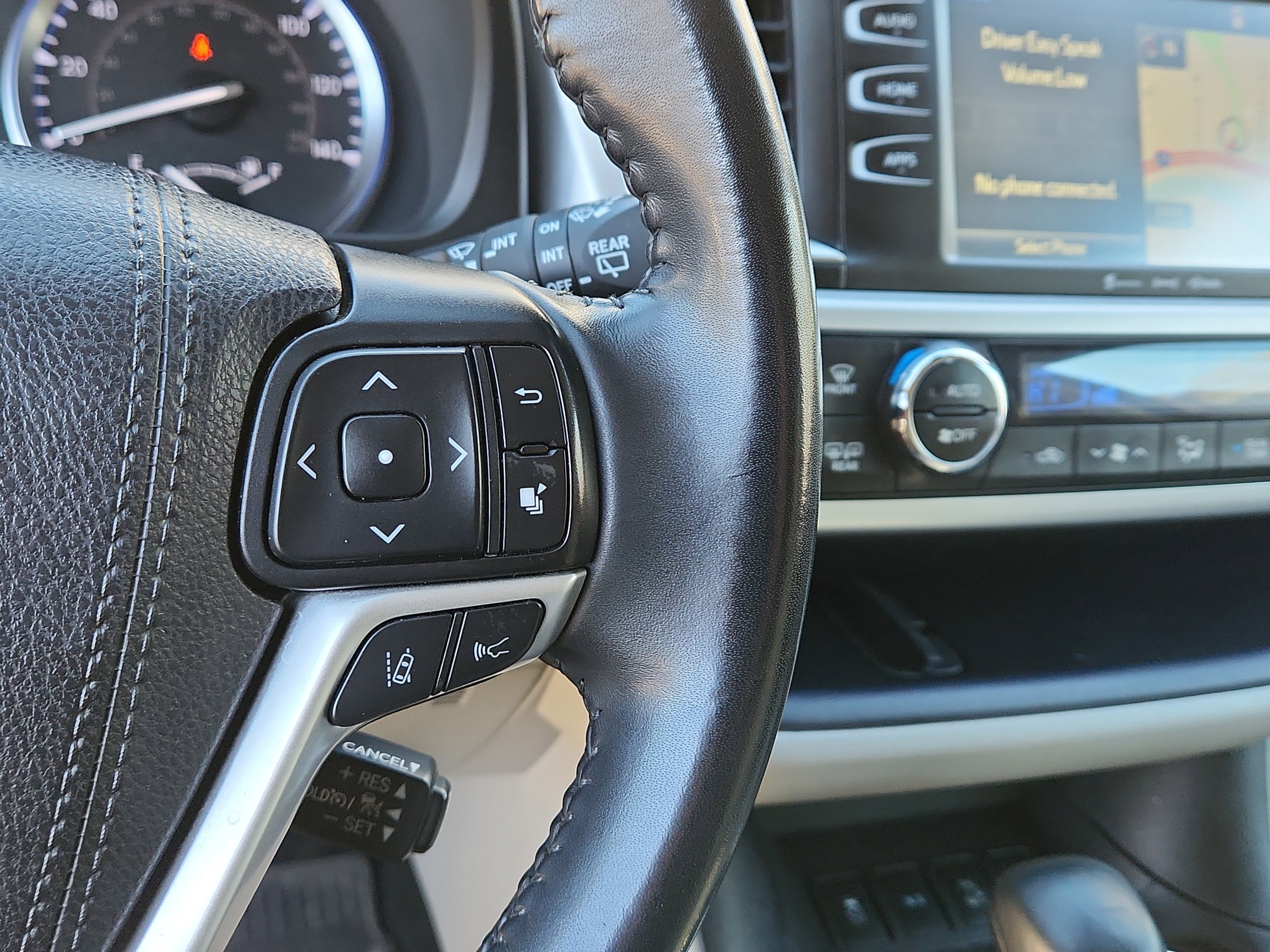 Certified 2019 Toyota Highlander XLE image 22