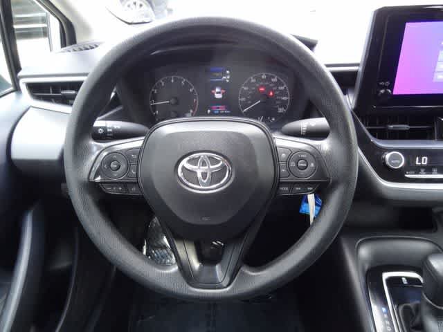 Used 2025 Toyota Corolla LE FWD image 13