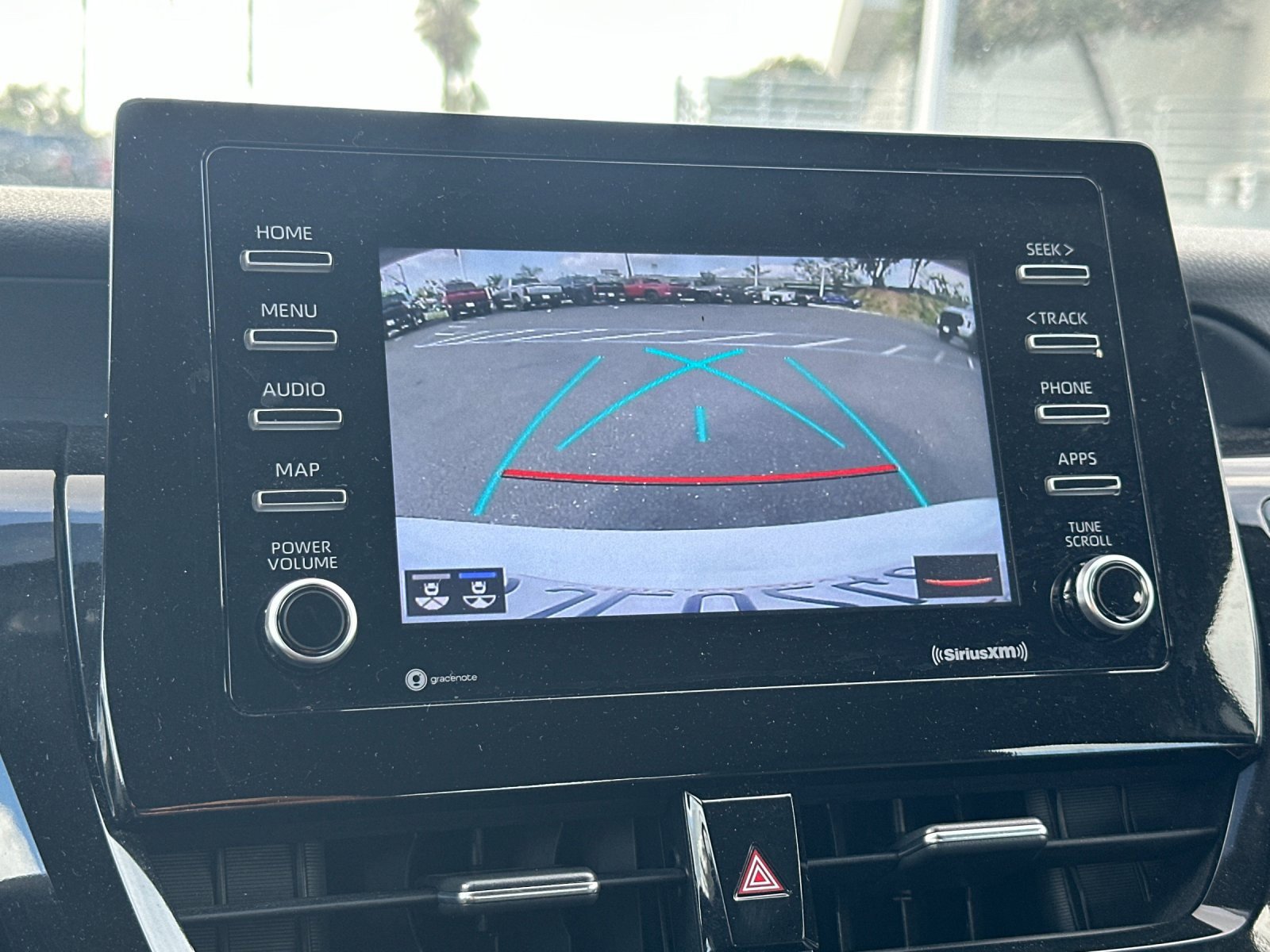 Used 2024 Toyota Camry SE image 17