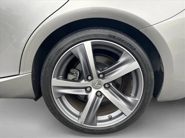 Used 2017 Lexus IS 200t w/ Premium Package RWD image 24