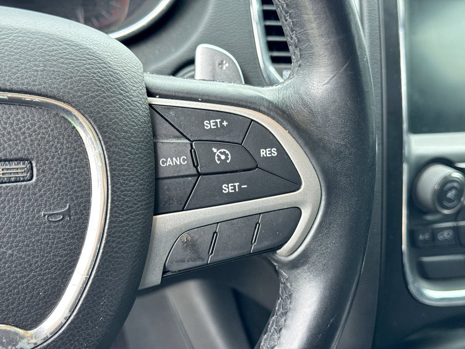 Used 2015 Dodge Durango Limited AWD/4WD image 28