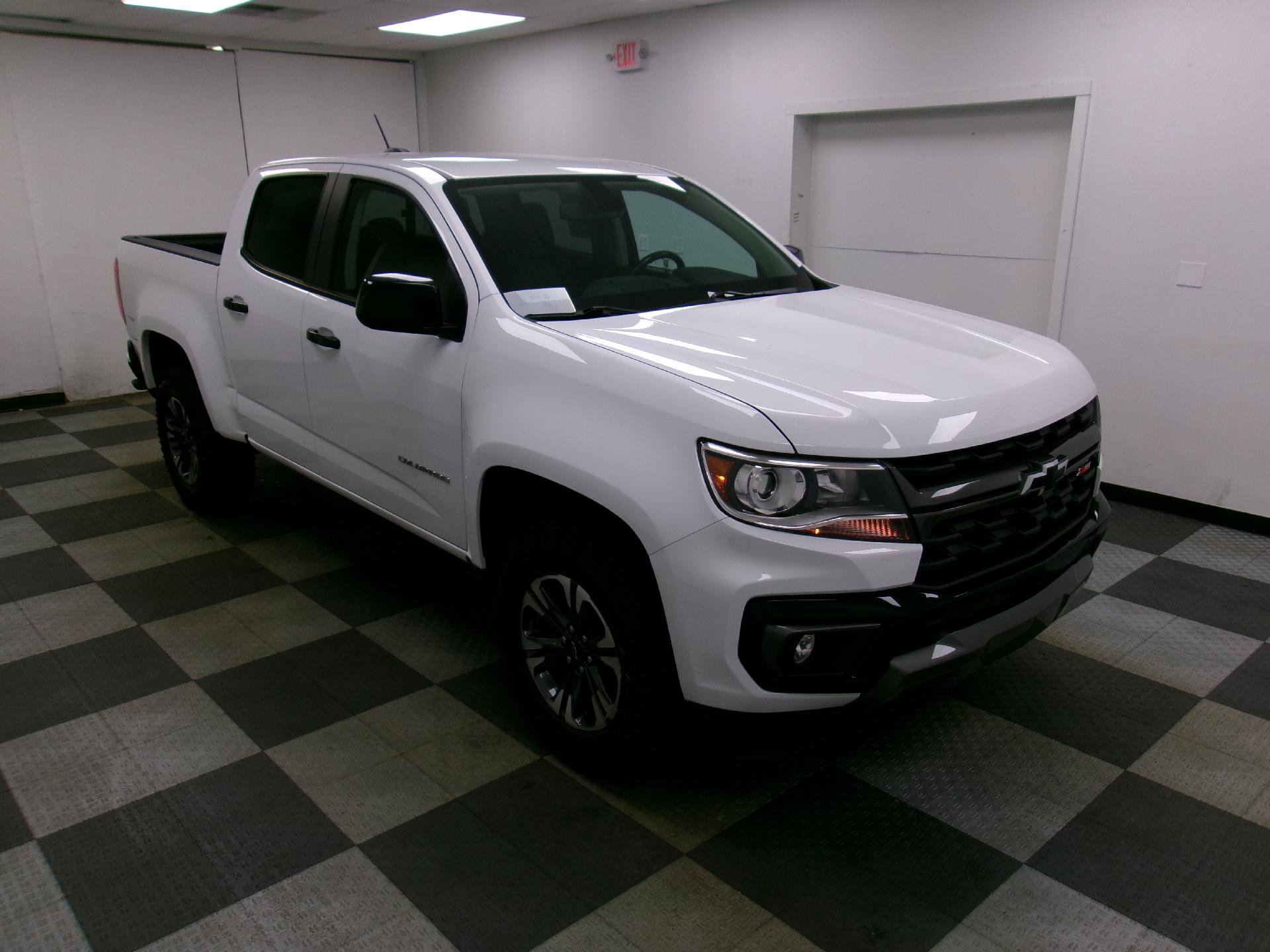 Used 2022 Chevrolet Colorado Z71 AWD/4WD image 13