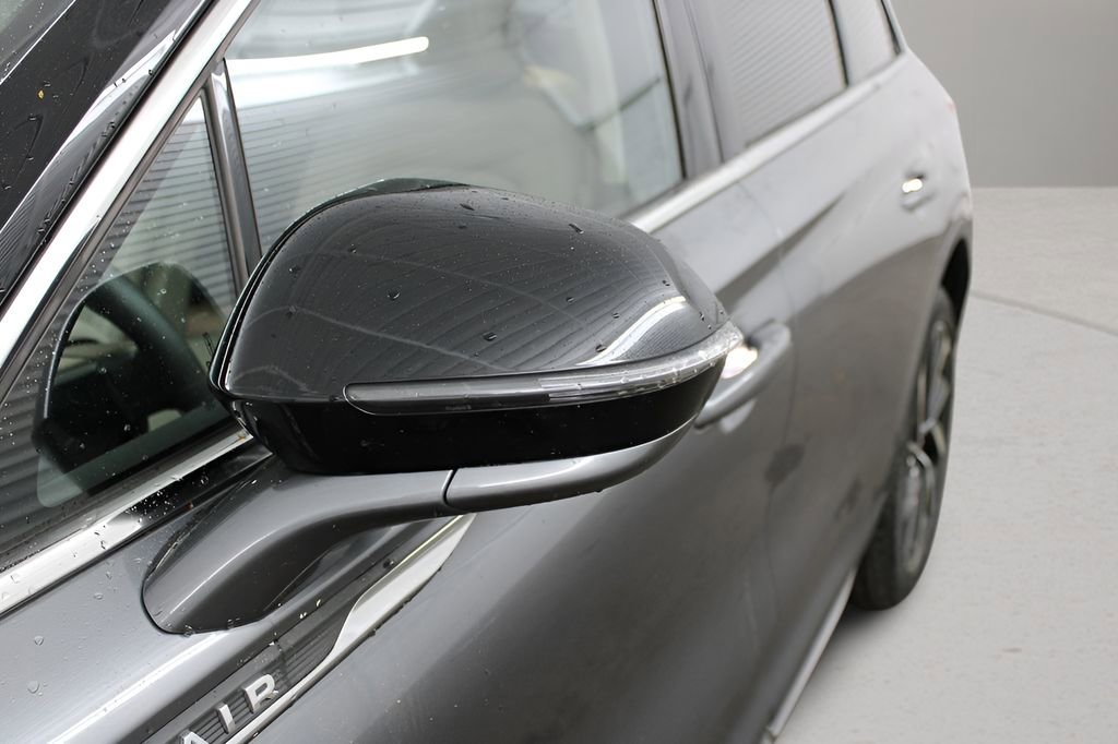 Used 2024 Lincoln Corsair Reserve w/ Equipment Group 201A image 10