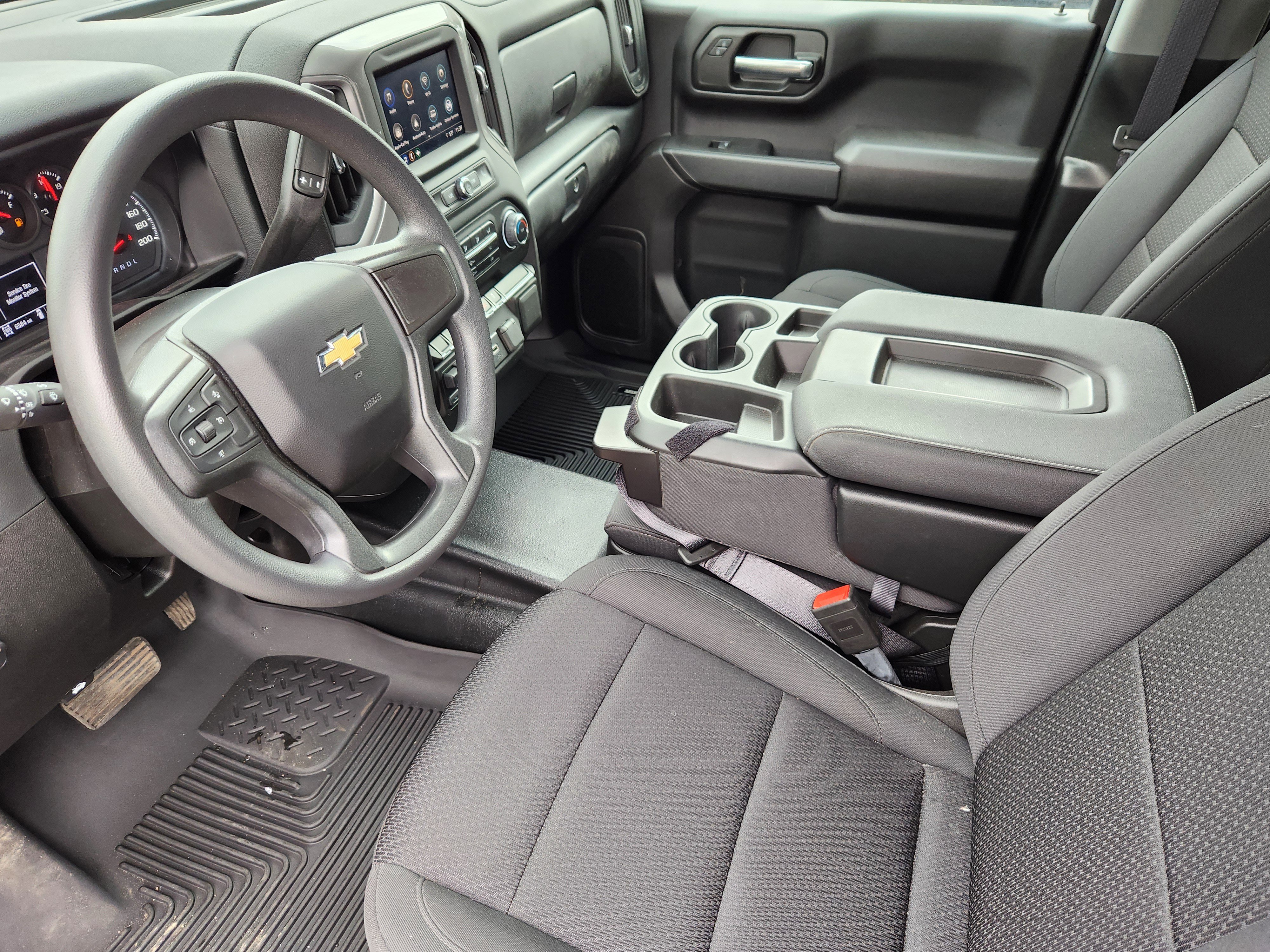 Used 2024 Chevrolet Silverado 1500 W/T image 8