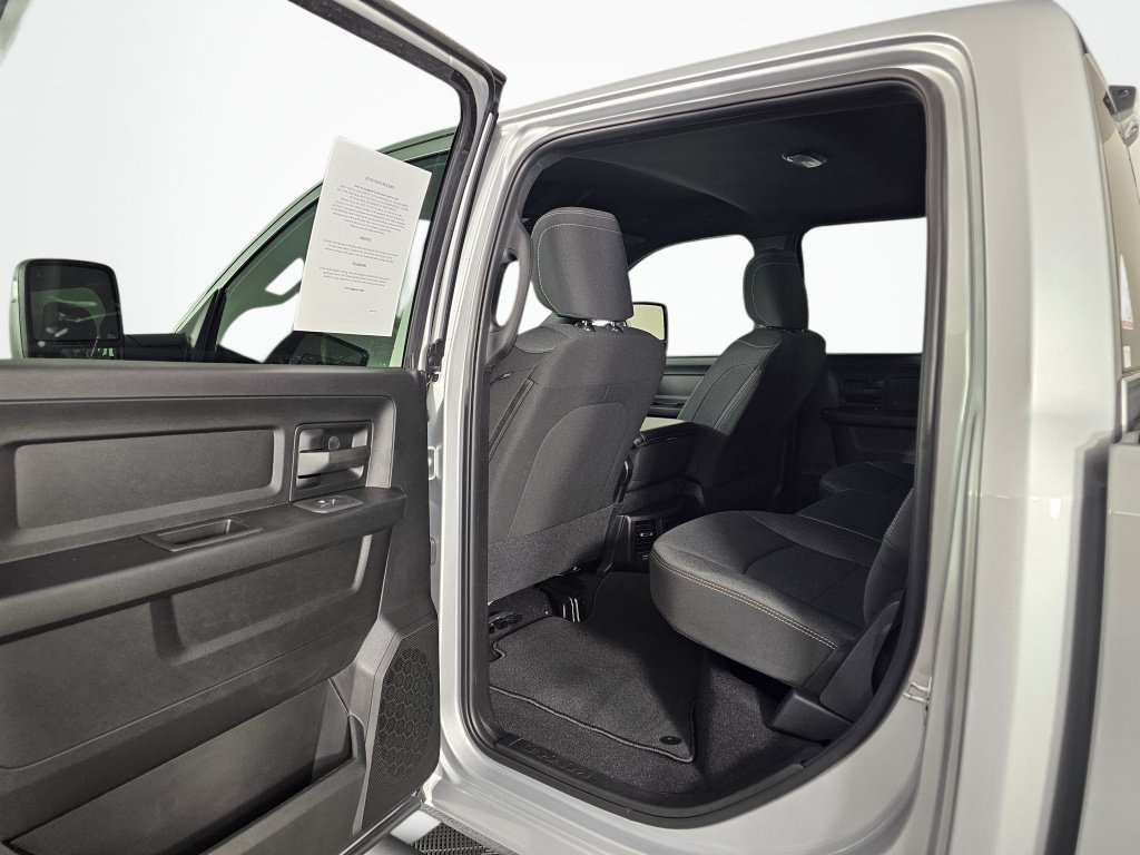 New 2026 RAM 3500 Tradesman AWD/4WD image 30