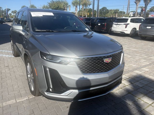 Certified 2025 Cadillac XT6 Premium Luxury image 8
