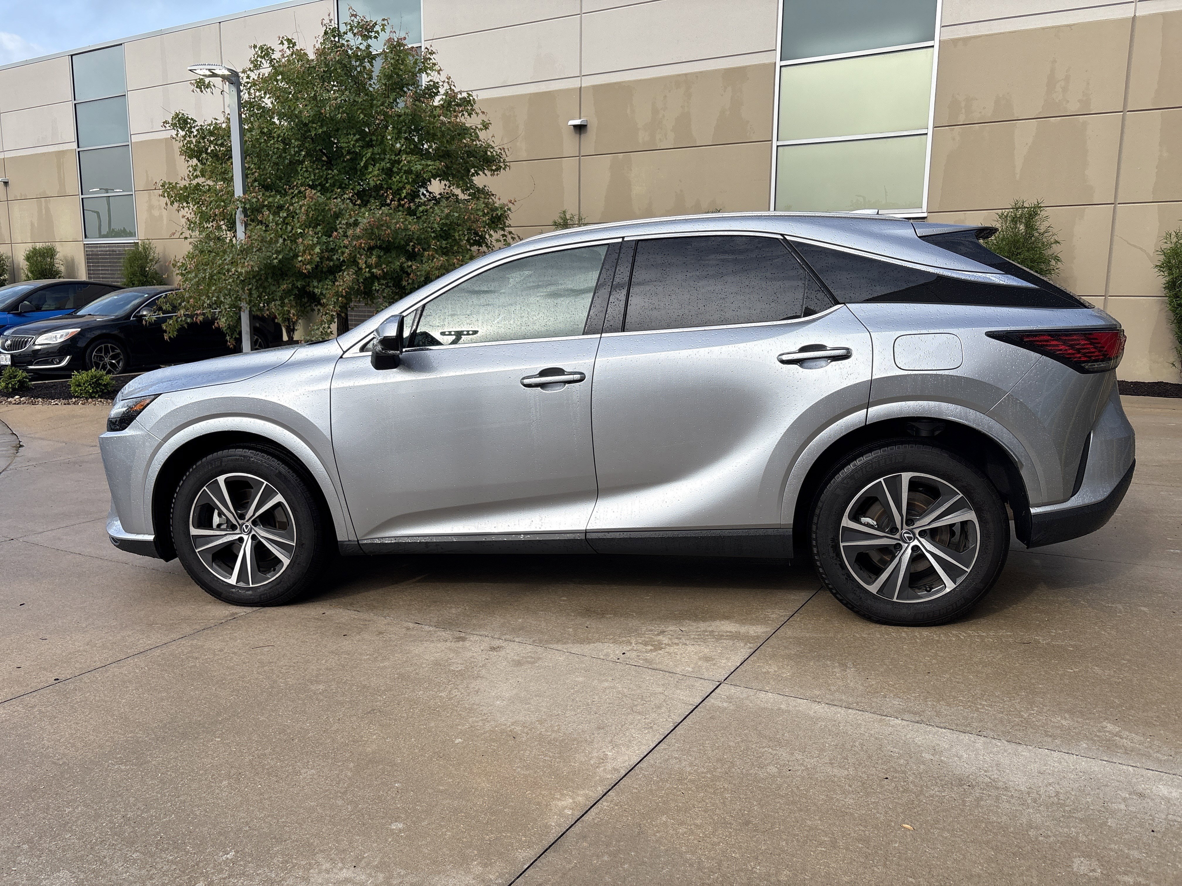 Used 2024 Lexus RX 350 Premium w/ Convenience Package AWD/4WD image 7