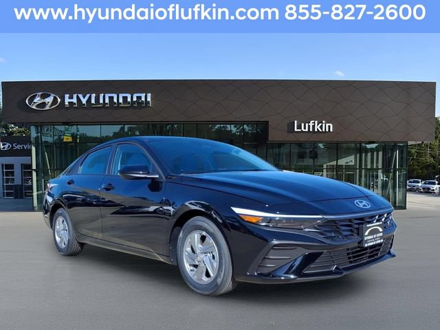 New 2026 Hyundai Elantra SE