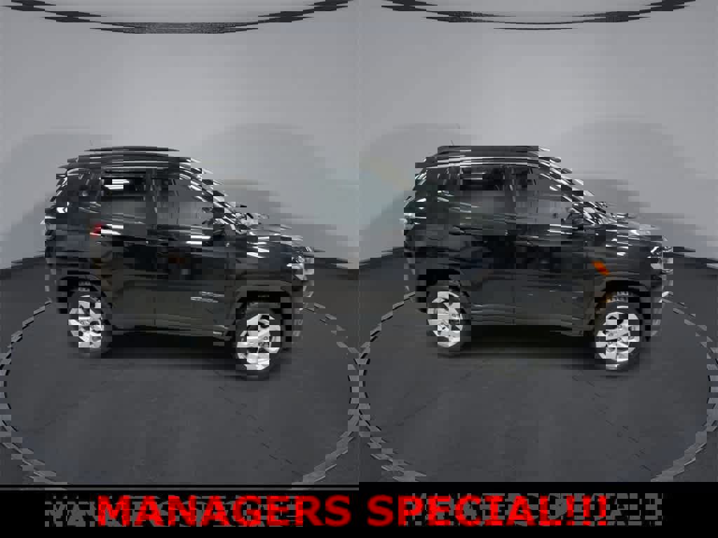 Used 2020 Jeep Compass Latitude w/ Popular Equipment Group image 9