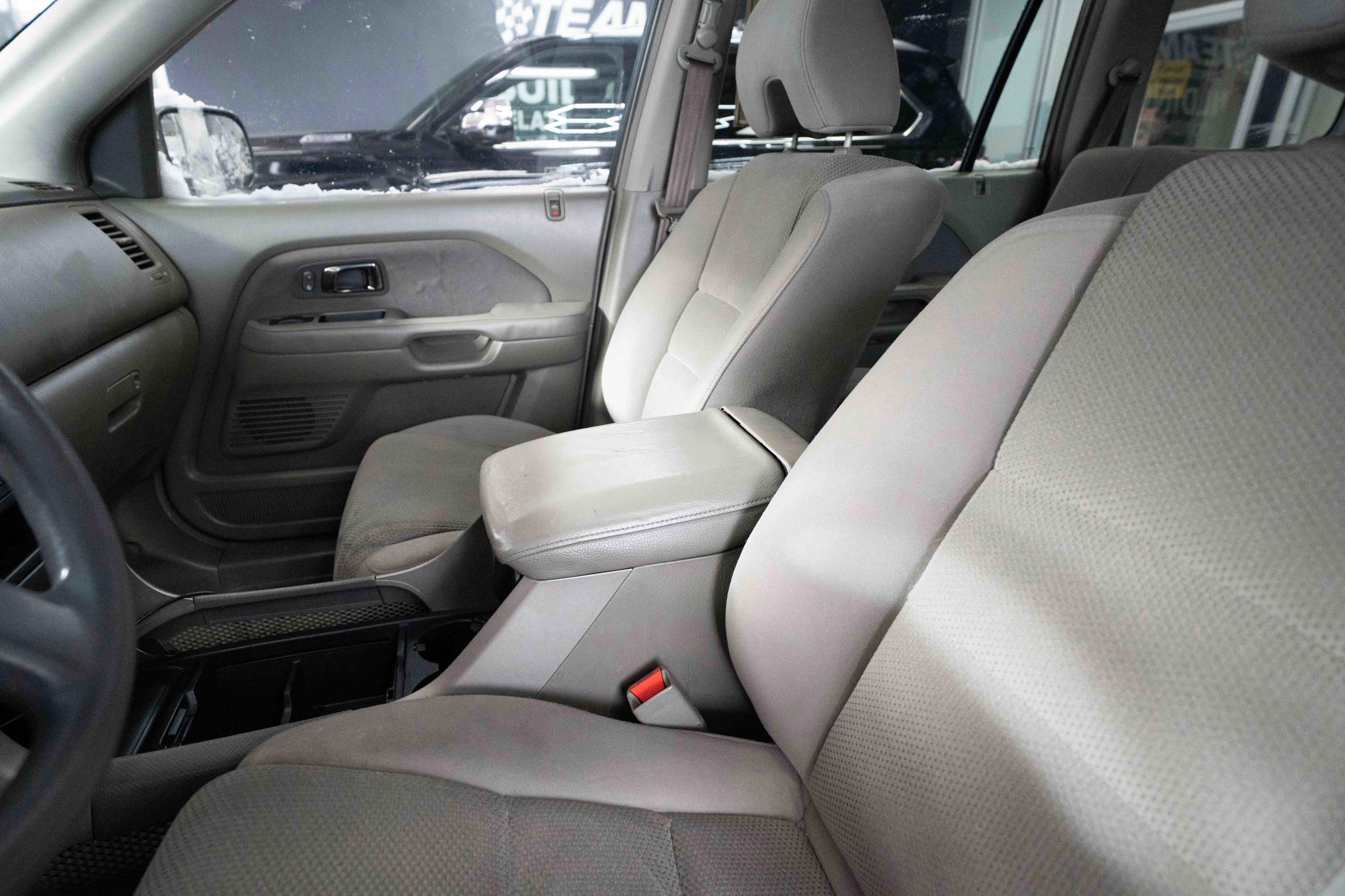 Used 2008 Honda Pilot EX image 10