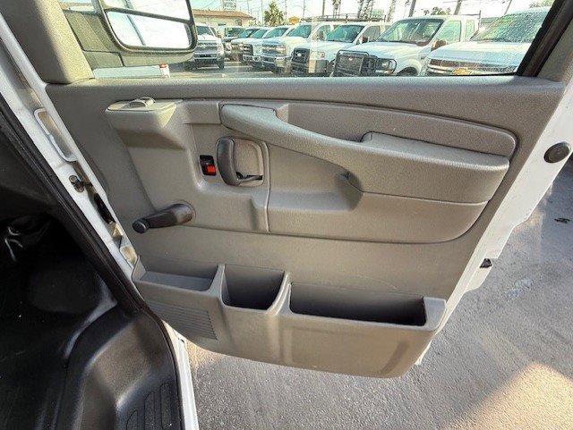 Used 2013 Chevrolet Express 2500 image 23