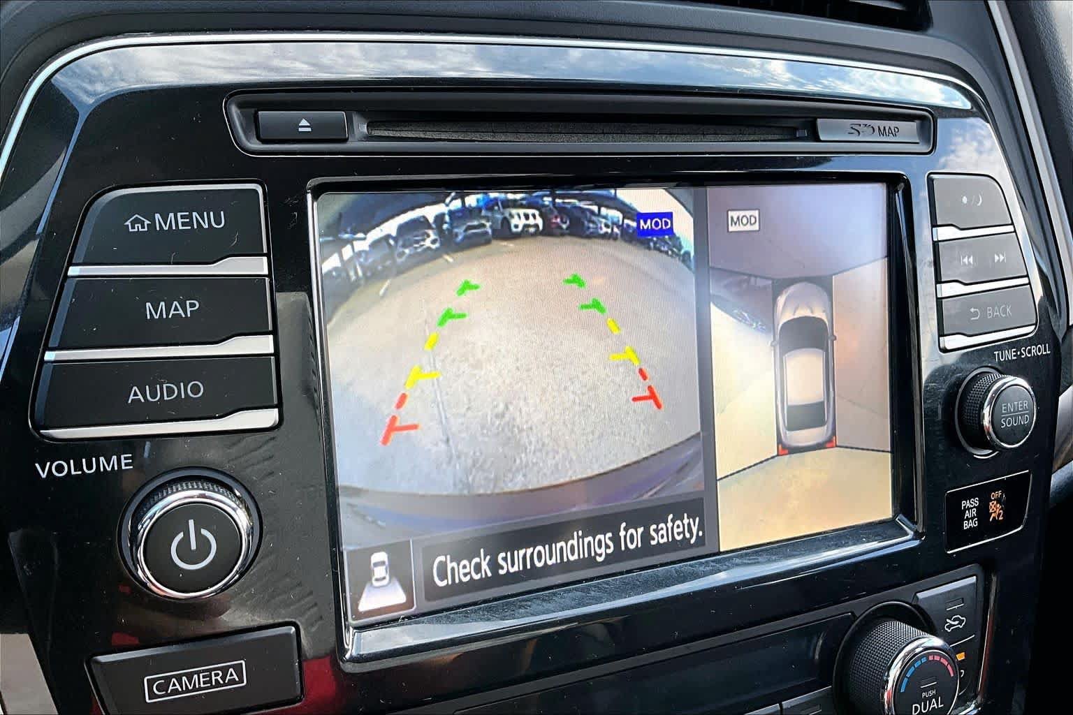 Used 2017 Nissan Maxima Platinum FWD image 24