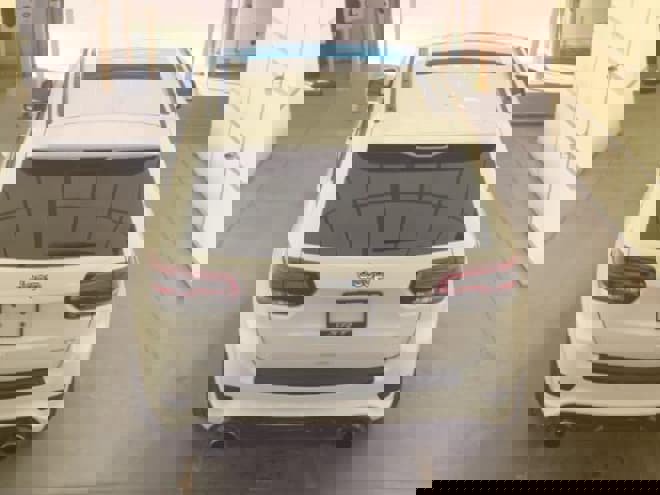 Used 2015 Jeep Grand Cherokee SRT AWD/4WD image 5