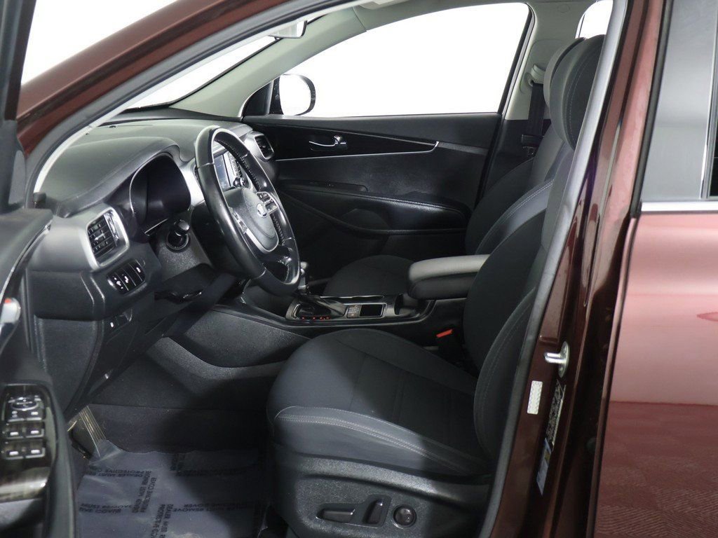 Used 2020 Kia Sorento LX w/ LX I4 Convenience Package image 24