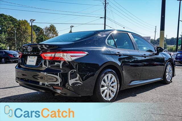 Used 2018 Toyota Camry LE w/ Moonroof Package FWD image 11