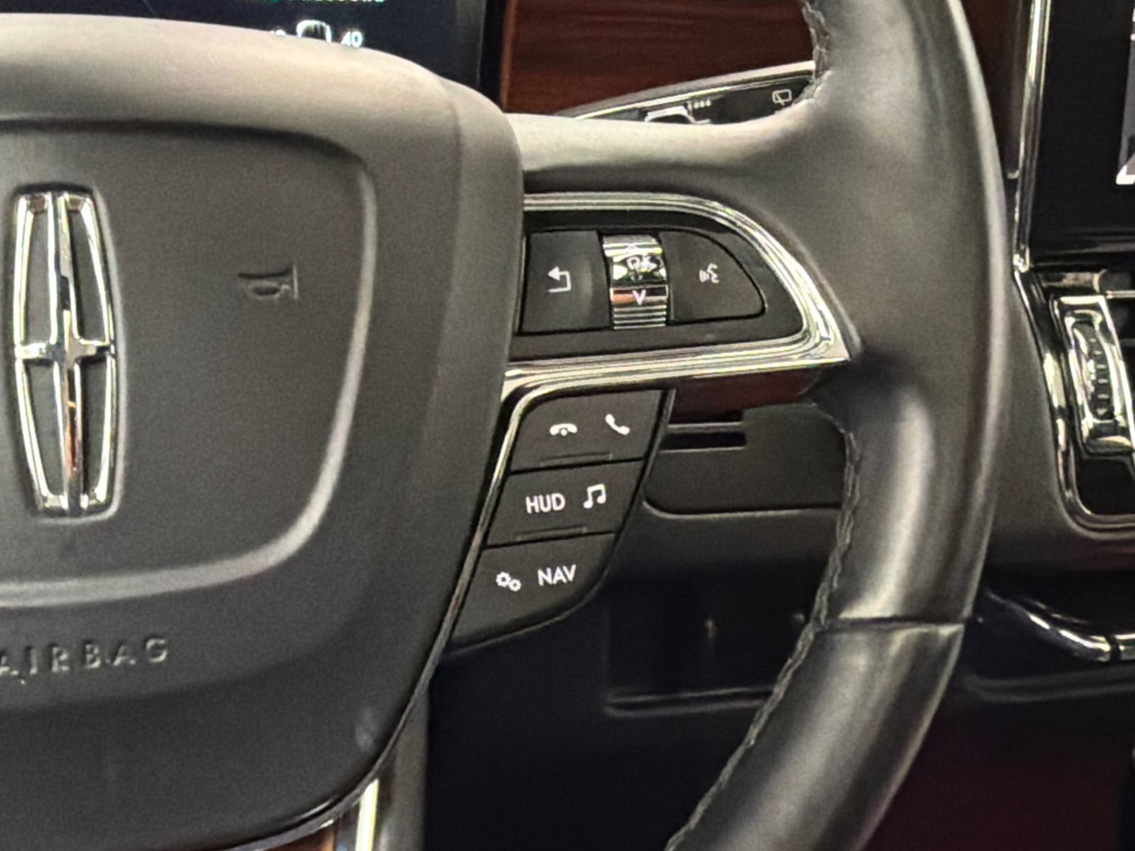 Used 2020 Lincoln Navigator Reserve w/ Luxury Package image 26