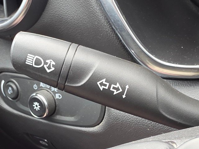Used 2020 Chevrolet Blazer LT AWD/4WD image 36