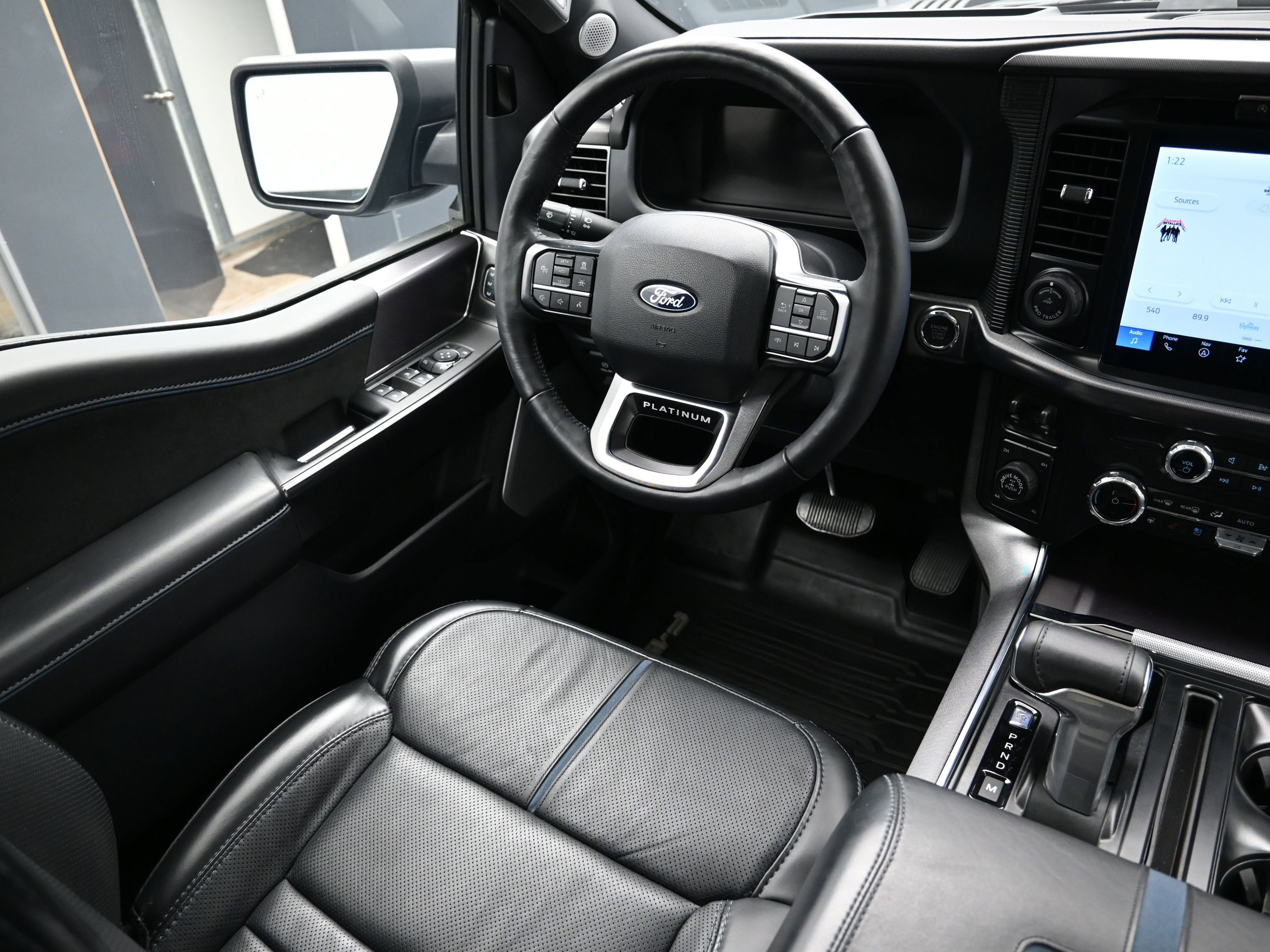 Used 2024 Ford F150 Platinum w/ Equipment Group 702A High image 23