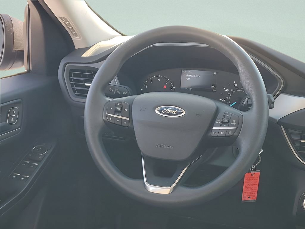 Used 2022 Ford Escape S image 25